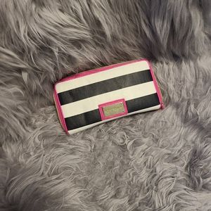 Betsy Johnson wallet